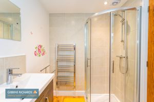 Photo 33- click for photo gallery